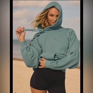 Alo Accolade Botanical Green